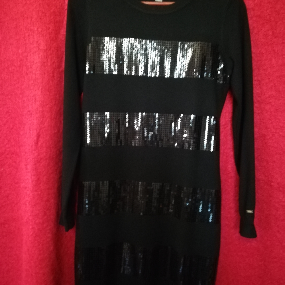 Dress - Picture 3 of 5